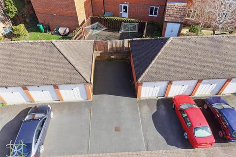 undefined, Masons Ryde, Pershore