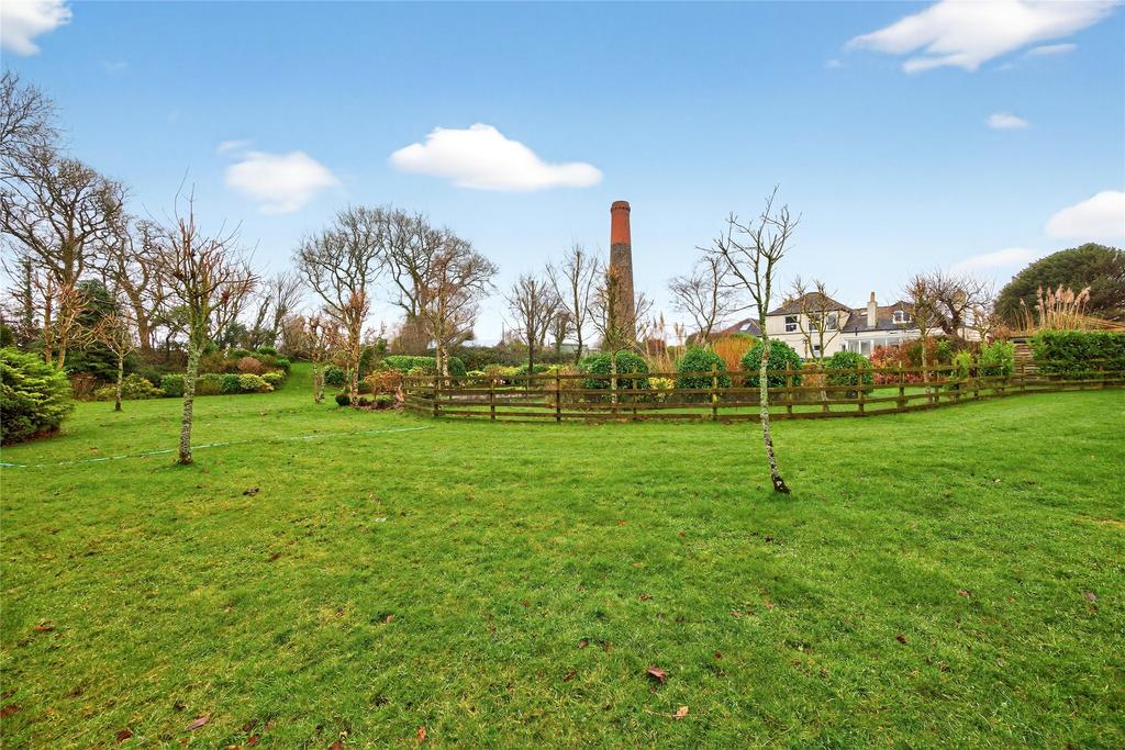 Rear Gardens