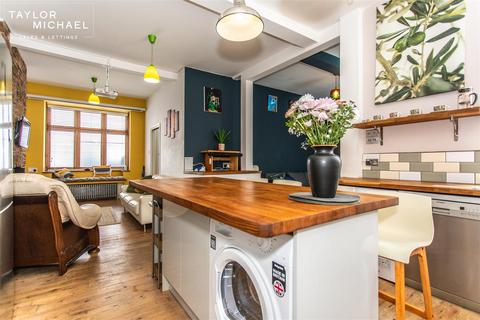4 bedroom flat to rent, St. Georges Road, Brighton