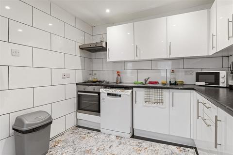 1 bedroom flat for sale, Percival Road