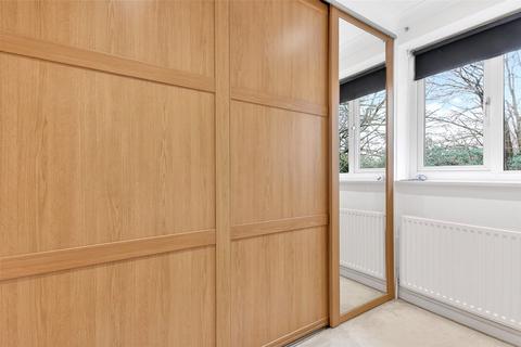 3 bedroom terraced house for sale, Greenham Wood, Bracknell, Berkshire, RG12