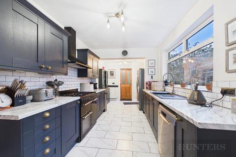 4 bedroom detached house for sale, Carter Lane, Flamborough, Bridlington