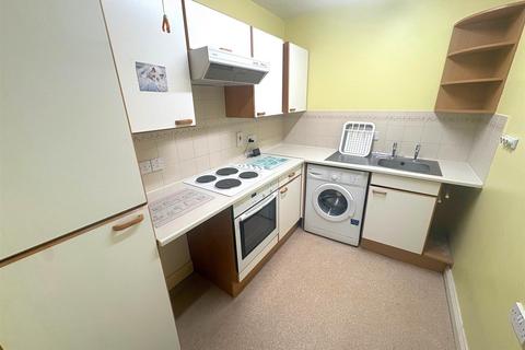 1 bedroom flat for sale, Marlborough Road, Swindon
