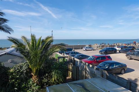 5 bedroom detached house for sale, Island Wall, Whitstable