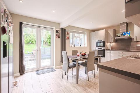 undefined, Fairland Close, Rayleigh SS6