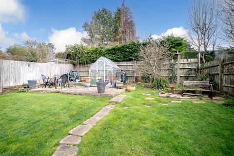 undefined, Mancroft Road, Caddington, LU1