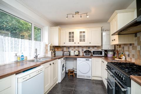 undefined, Mancroft Road, Caddington, LU1