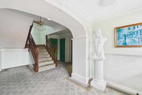 undefined, Barnwood Road, Gloucester, Gloucestershire, GL2