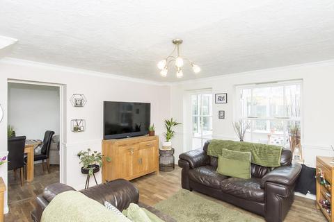 3 bedroom semi-detached house for sale, Mountbatten Way, Lutterworth