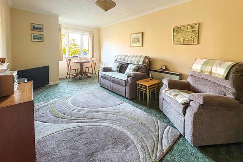 1 bedroom apartment for sale, Fitzalan Road, Littlehampton BN17
