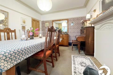 4 bedroom detached house to rent, Loose Road, Loose, Maidstone, Kent, ME15