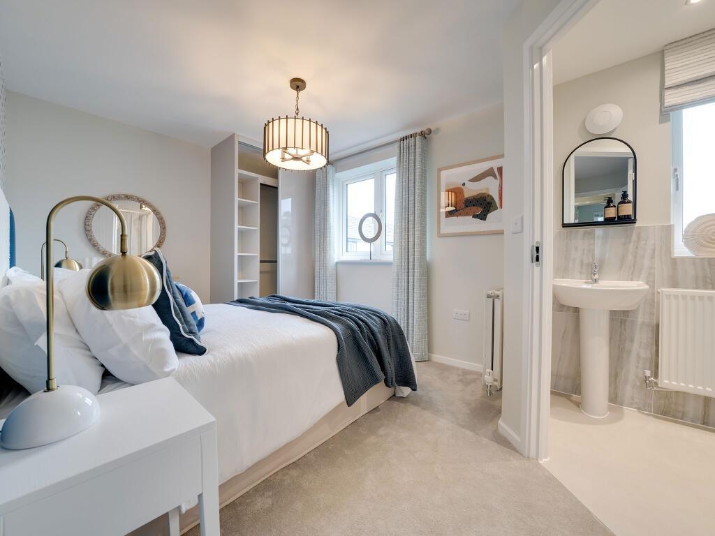 Bedroom 1.jpeg