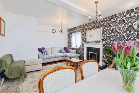 4 bedroom detached house for sale, Shipston Hill, Oadby, Leicester
