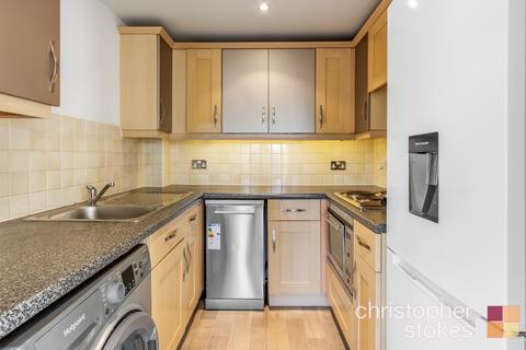 2 bedroom flat for sale, Elppin Court, Park Lane, Broxbourne, Hertfordshire, EN10 7PS