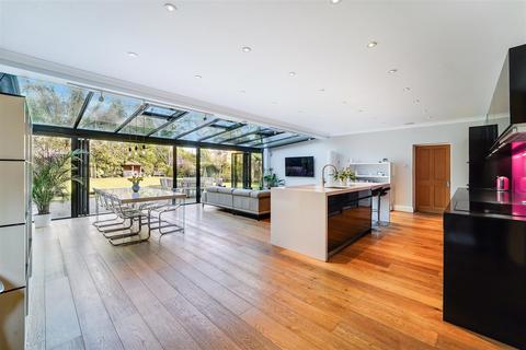 5 bedroom detached house for sale, Tower Road, Tadworth