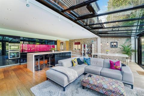 5 bedroom detached house for sale, Tower Road, Tadworth