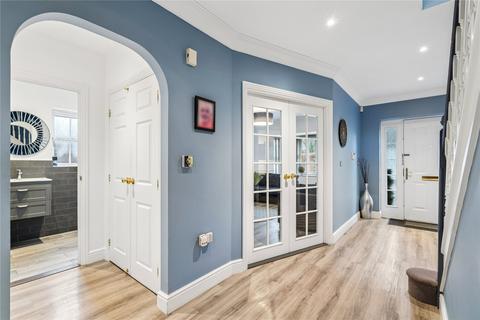 5 bedroom detached house for sale, Cedar Close, Chesham, HP5
