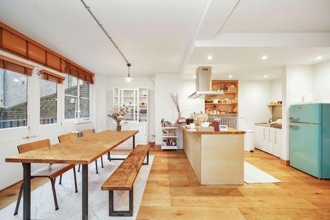 undefined, Hoxton Square, Shoreditch N1
