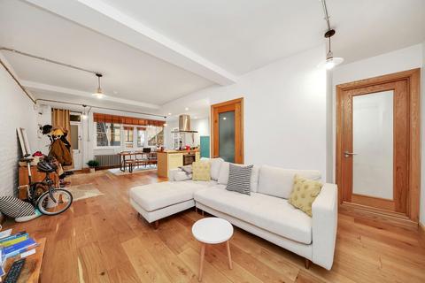 undefined, Hoxton Square, Shoreditch N1
