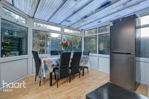 2 bedroom semi-detached house for sale, Torre Lane, Leeds