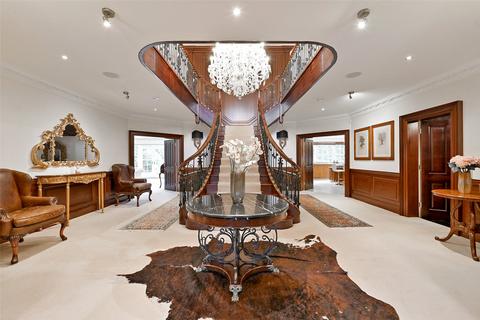 undefined, Dukes Kiln Drive, Gerrards Cross, Buckinghamshire, SL9