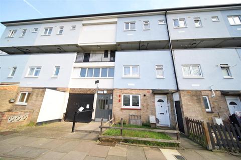 3 bedroom flat for sale, Lawson Road, Enfield