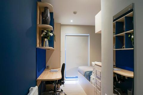 Studio to rent, 61-63 London Road, Edinburgh EH7