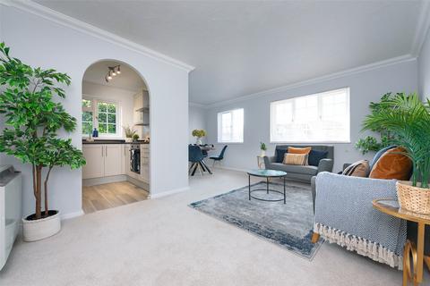 2 bedroom apartment for sale, Shaw Drive, WALTON-ON-THAMES, Surrey, KT12
