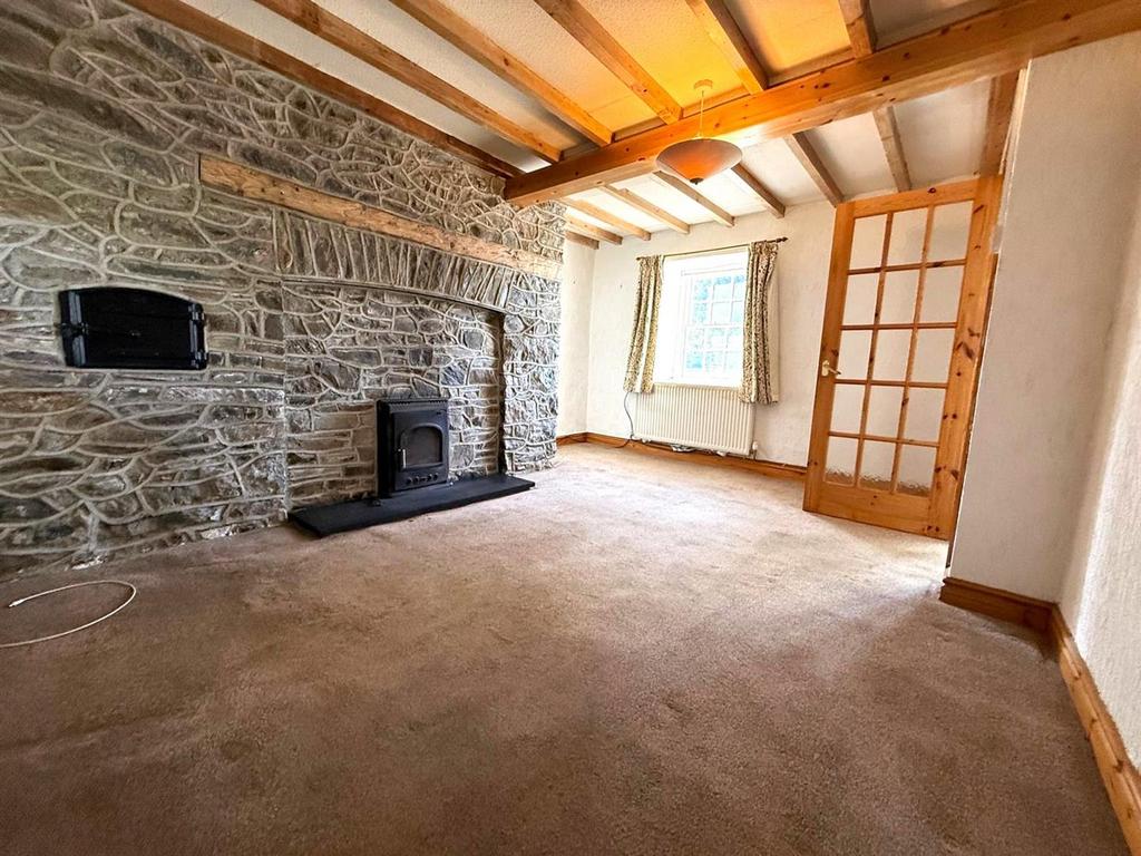 Living Area.jpg