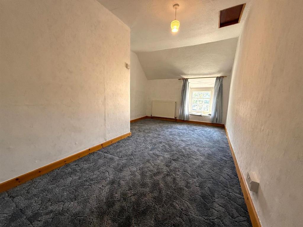 Room 2.jpg
