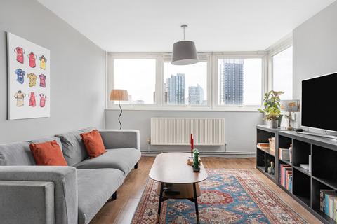 2 bedroom apartment for sale, Charles Gardner Court, Haberdasher Street, London, N1