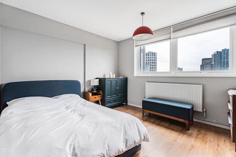 2 bedroom apartment for sale, Charles Gardner Court, Haberdasher Street, London, N1
