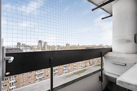 2 bedroom apartment for sale, Charles Gardner Court, Haberdasher Street, London, N1