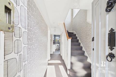 undefined, The Close, Carshalton Beeches, SM5