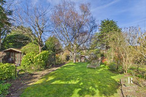 undefined, The Close, Carshalton Beeches, SM5