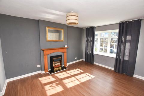 3 bedroom semi-detached house for sale, Woodlea View, Yeadon, Leeds, West Yorkshire
