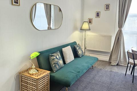 1 bedroom flat to rent, Camden Road, London NW1