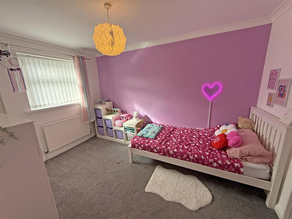 Bedroom 3.jpg