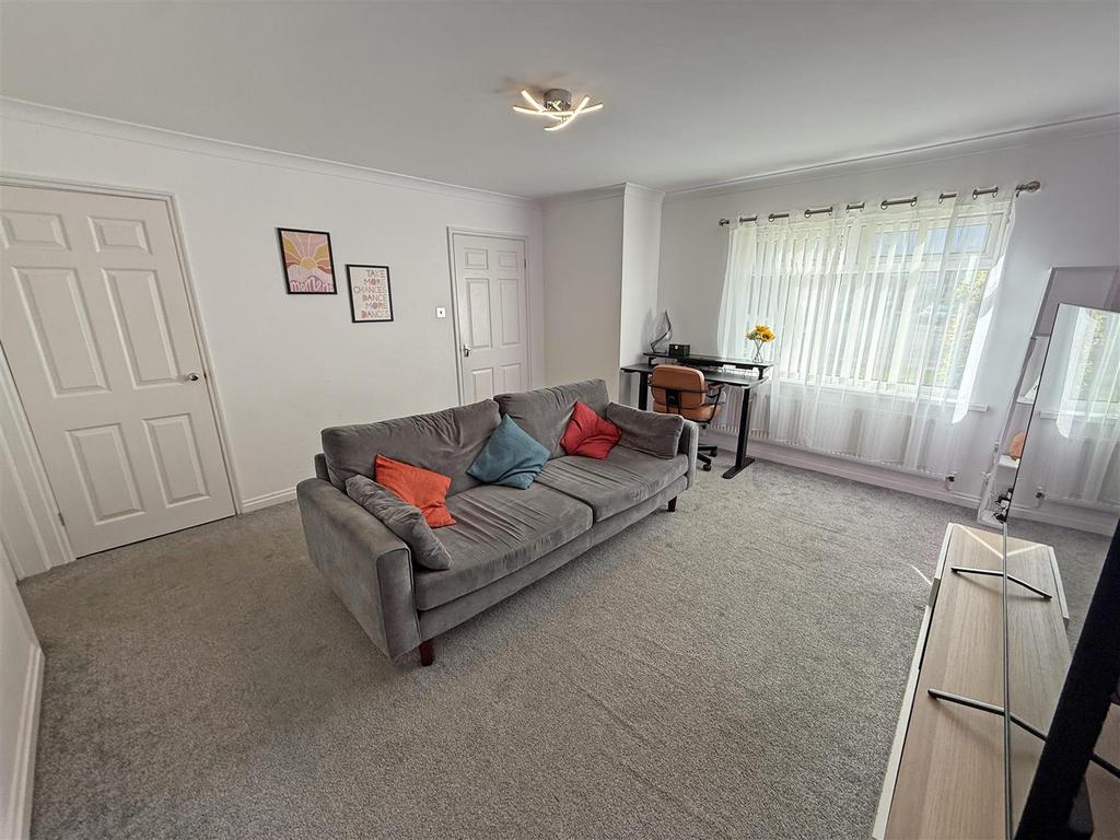 Living room A1.jpg
