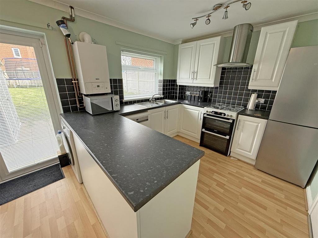 Kitchen A2.jpg