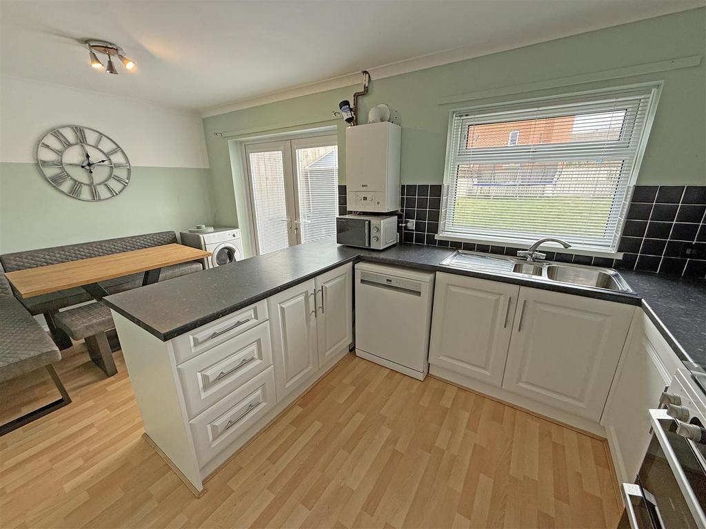 Kitchen A1.jpg