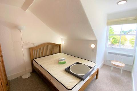 undefined, 16 Ebberley Lawn, Barnstaple