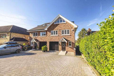 undefined, Holtspur Top Lane, Beaconsfield HP9