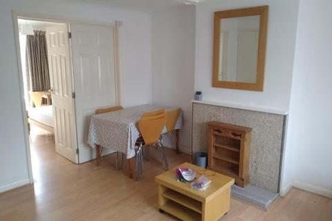 4 bedroom house share to rent, Verwood Close.