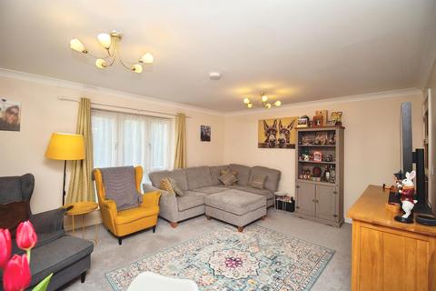 2 bedroom apartment for sale, Buxton Road, Weymouth
