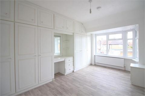 3 bedroom end of terrace house for sale, Ash Grove, Heston TW5
