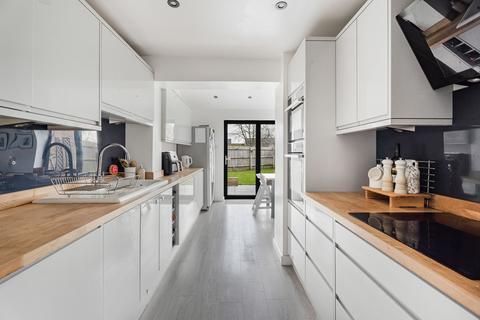 3 bedroom end of terrace house for sale, Shannon Road, Bicester, OX26