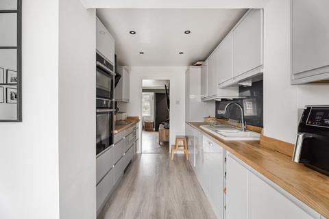 3 bedroom end of terrace house for sale, Shannon Road, Bicester, OX26