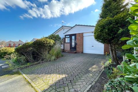 3 bedroom bungalow for sale, Glenmore Road, Bury BL0