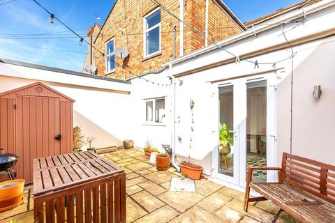 2 bedroom flat for sale, Shirehampton, Bristol BS11